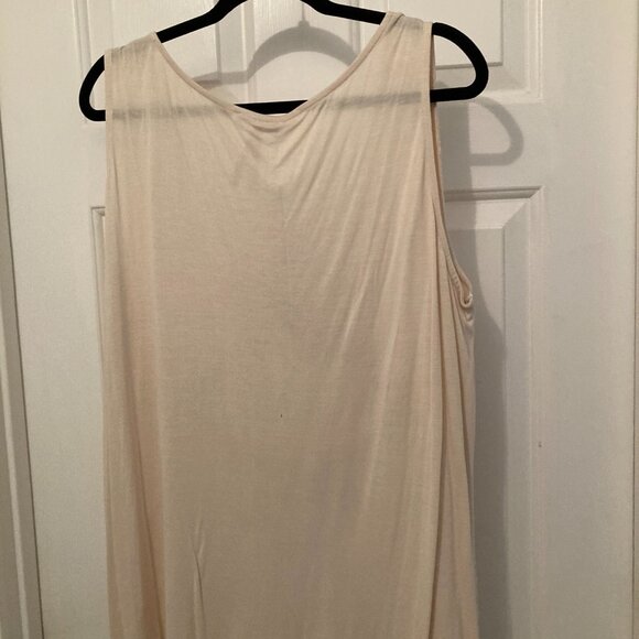 NWT Dantelle Sleeveless Top - Cream Sheer Lace Front/Solid Back  Size 2X - Picture 2 of 6